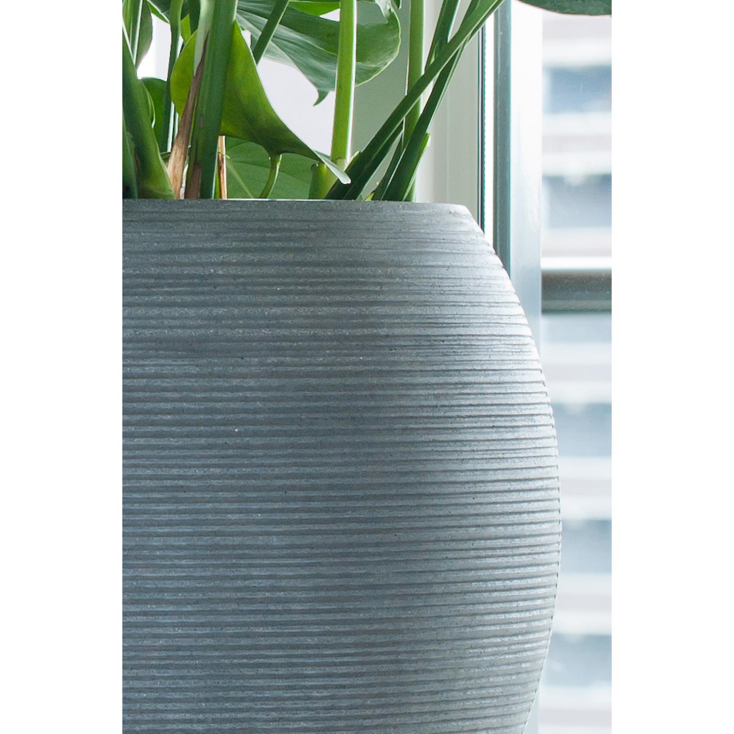 Abby S, Dark Grey (horiz. ridg.)