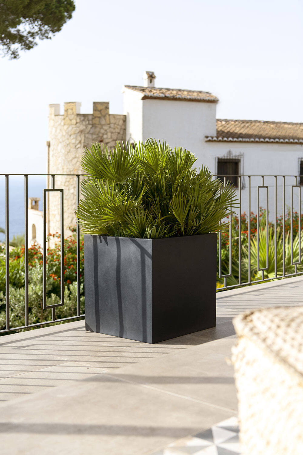 Block XXL, Black