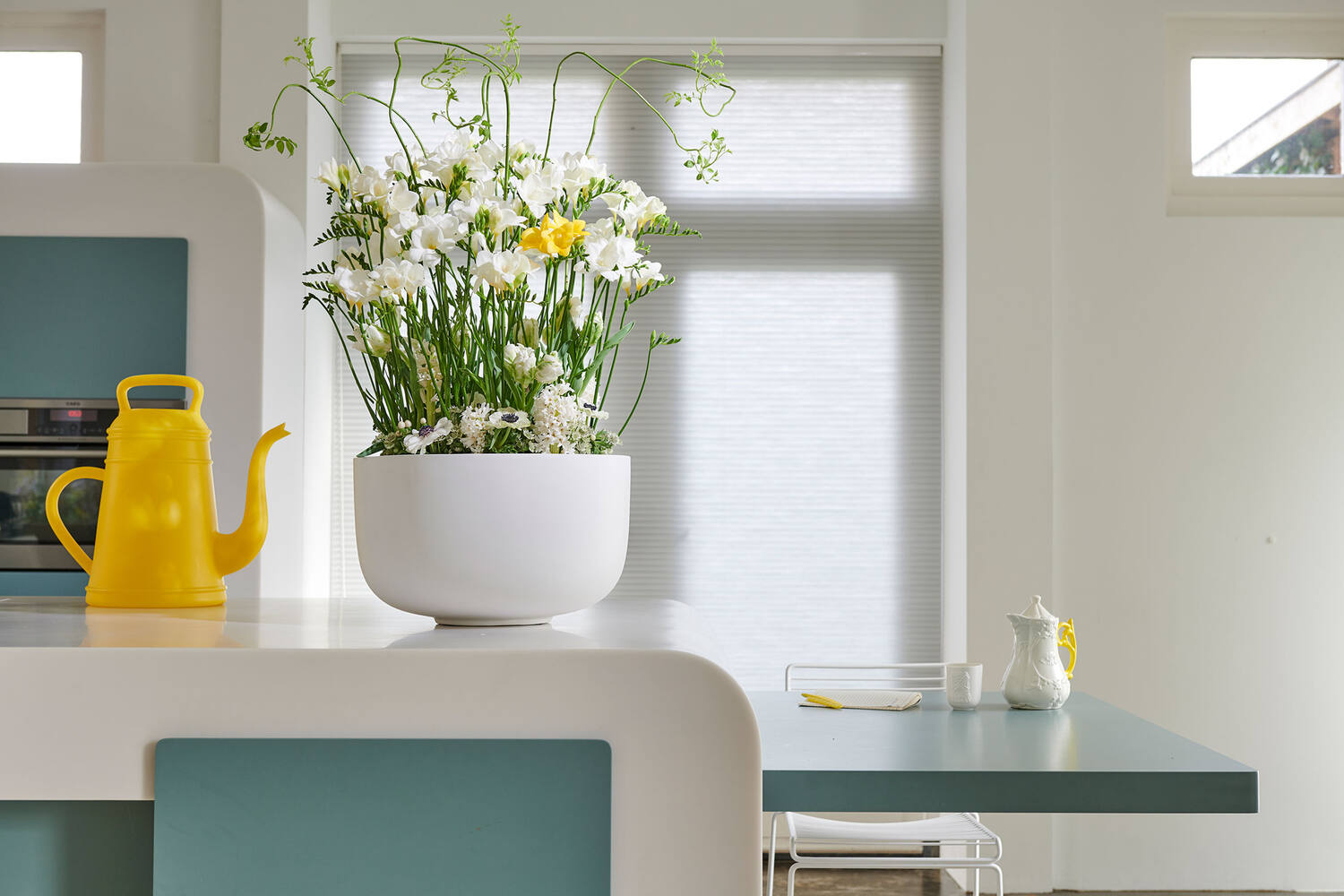 Sunny L, Matte White