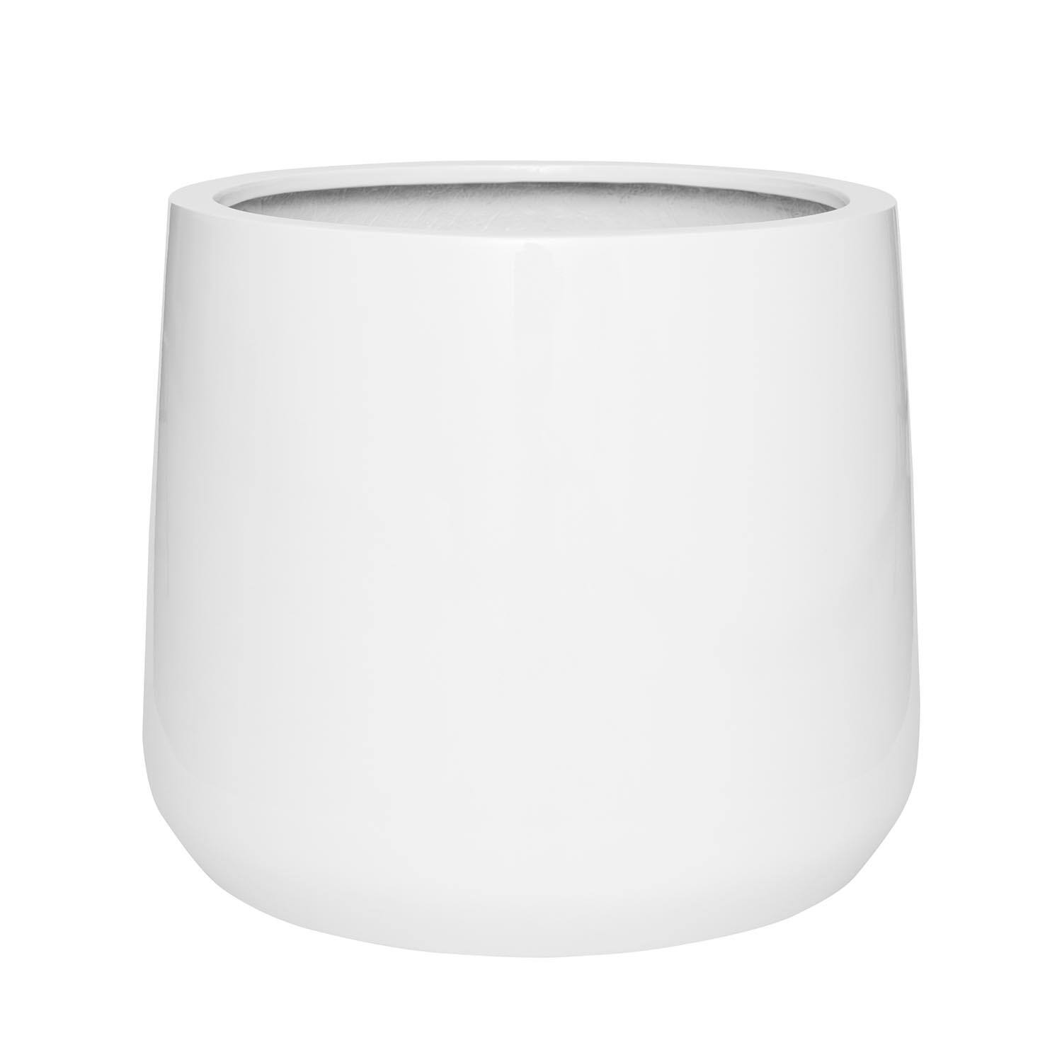 Patt M, Matte White