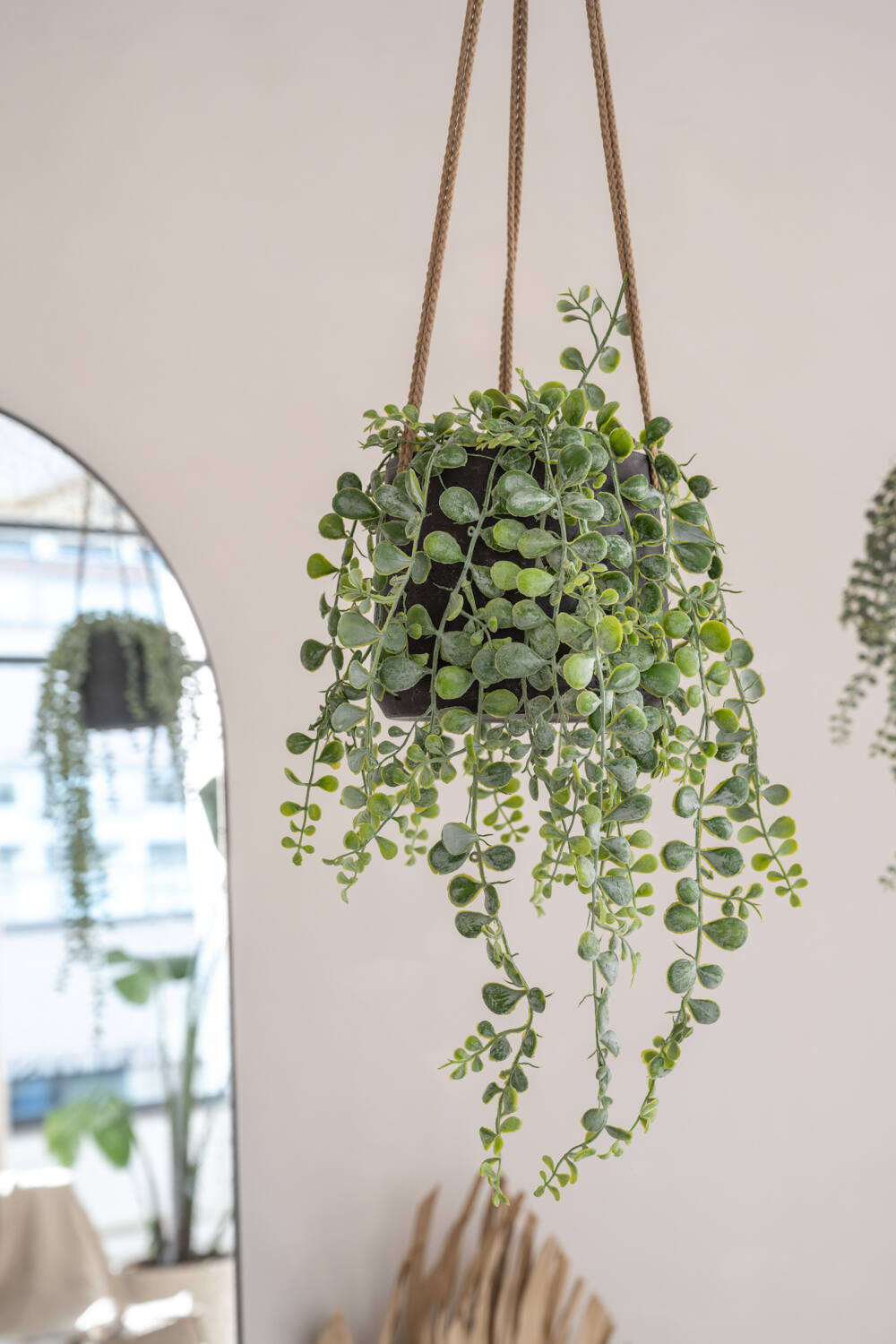 Patt S (hanging) Black Washed