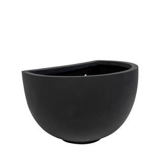 Peter Wally M, Black