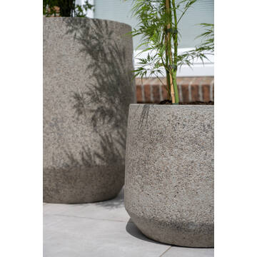 Harith S, Diorite Grey